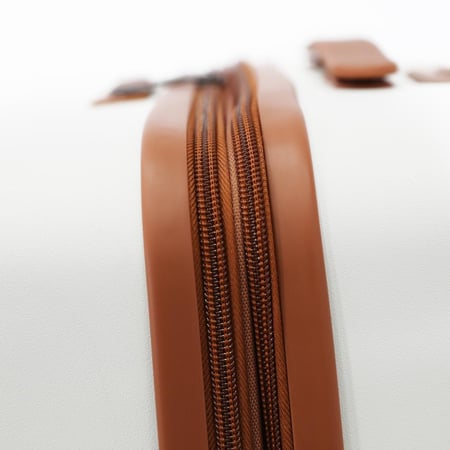 طقم حقائب ماركة تيتان  تروللي شد4