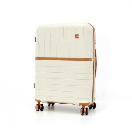 طقم حقائب ماركة تيتان