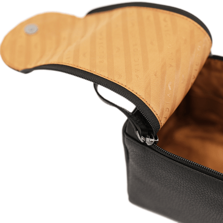 حقيبة  يد رجالي ماركة فكتوريا