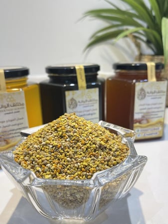 قوام كريات صغيرة لحبوب اللقاح البلدي الجافة