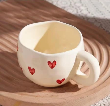 كوب سيراميك اوف وايت قلوب - 9OZ