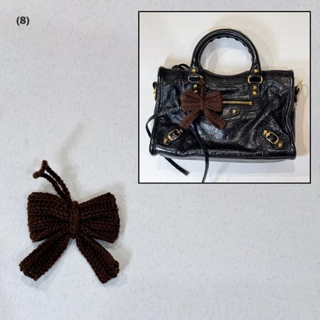 تعليقة شنطة فيونكة (bow bag charm)