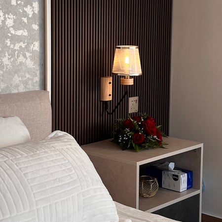 ابليك خشب مفرد بذراع اسود راقي