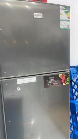 ثلاجه جنرال  استيل 7.9 قدم