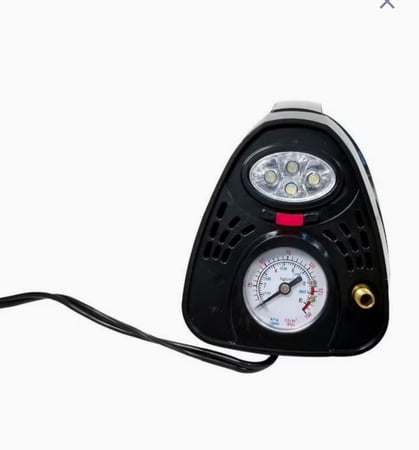 مكنسة كهربائية للسيارة