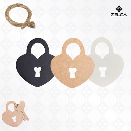 بطاقة كرافت ورقي مع خيط حبل شكل قفل قلب