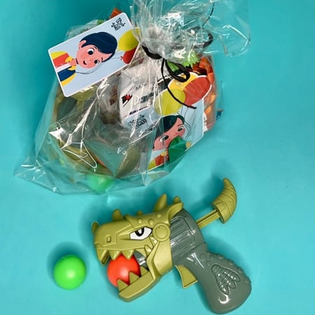 عيدية مسدس كرات الديناصور