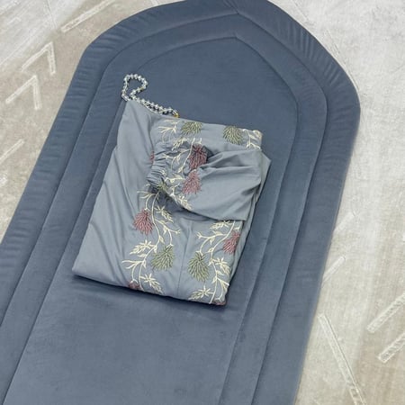 طقم صلاة سادة رمادي