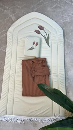 طقم صلاة توليب لحمي