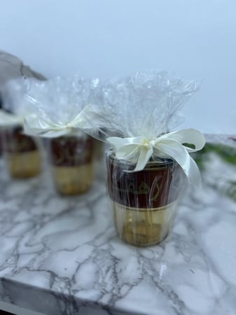 10 اكواب مع كتابة الاسم