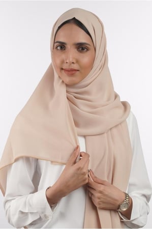 طرحات راقية وجميلة اتارا بوتيك