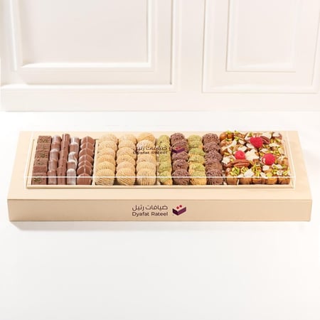 بوكس ضيافة العيد -معمول وشوكولاتة وبيتيفور وتمر محشي- متجر ضيافات رتيل