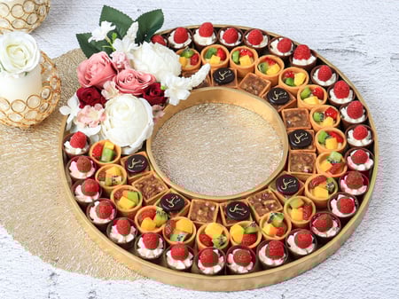 صينية خشب تارت منوع