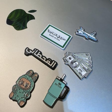 ستيكر معدني (دولارات)