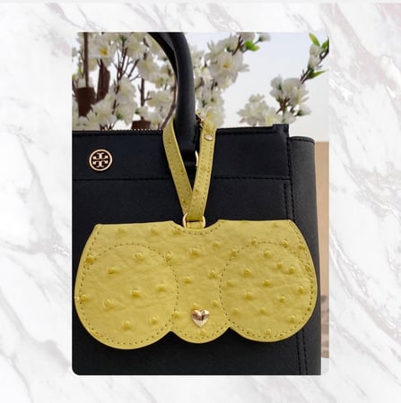 حامل نظارات - أصفر