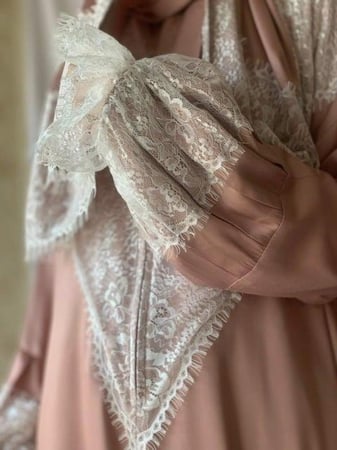 شرشف صلاة سستة قطن ستان دانتيل عدة ألوان (حبة واحدة)