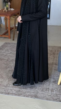 عباية تايقر