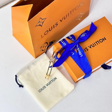 اسواره ذهبي لويس فيتون