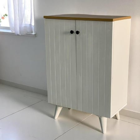 دولاب جزمة سادة أبيض ديكور خشبي ارجل بلاستيك 2 باب