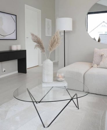 طاولة ضيافة حديد أسود سطح زجاج شفاف - بتصميم فاخر وأنيق