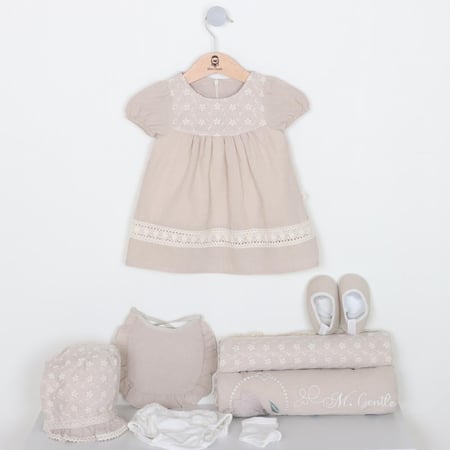 طقم فستان رضع - 7 قطع - من الولادة حتى شهرين