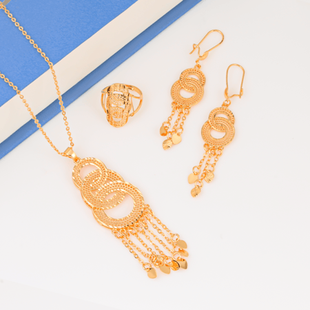 طقم سلاسل الأناقة