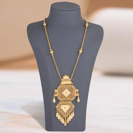 عقد  الاهرمات المزدوجة