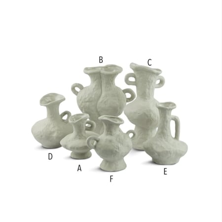 طقم تحف باشكال واحجام مختلفه