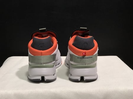 ON RUNING CLOUD NOVA '' silver orange"