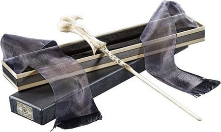 Lord Voldermort's Wand with Ollivanders Wand Box‏