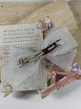 توكة شيفون أبيض مع جليتر فضي