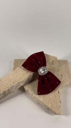 فيونكة مخمل