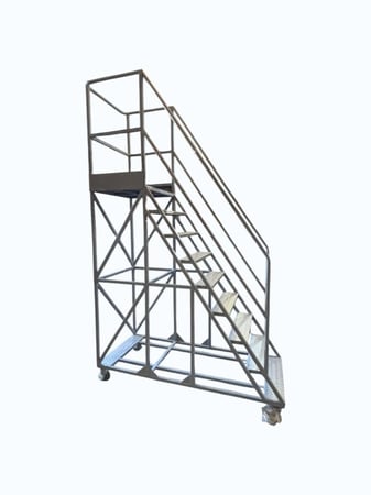 سلم مستودعات 2 متر