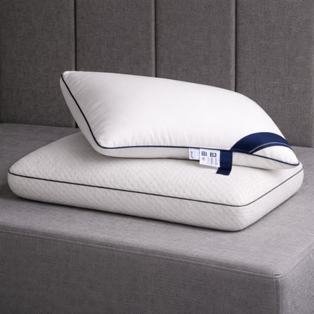 باقة الوسائد الفندقية