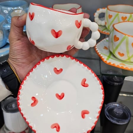 كوب قهوة قلوب