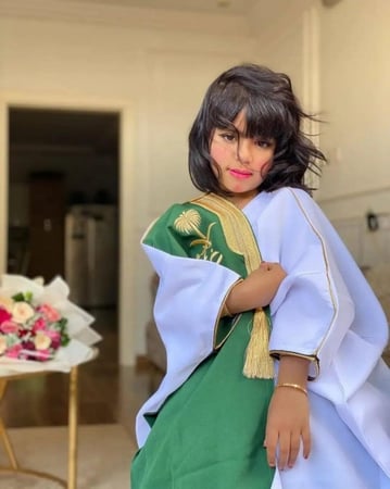 بشت اليوم الوطني السعودي للبنات