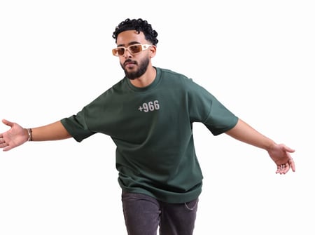 تيشرت اليوم الوطني السعودي الاخضر