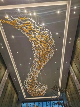 ثريا اوراق بتصميم مميز لو عسلي و شفاف