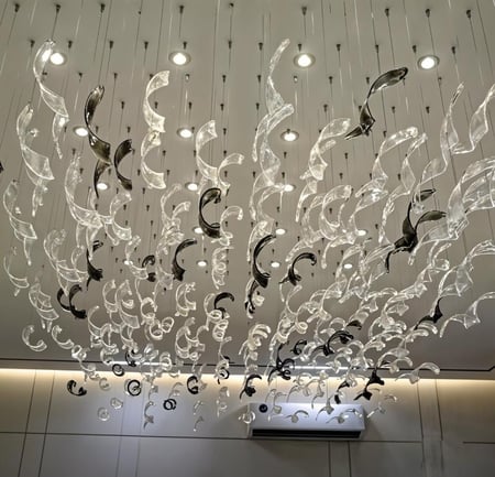 ثريا اوراق مستطيل طول 160سم وعرض 120سم ورق اسود وشفاف عدد192ورقه