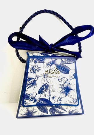 توزيعات العيد 6 حبات مسك كسرة عود