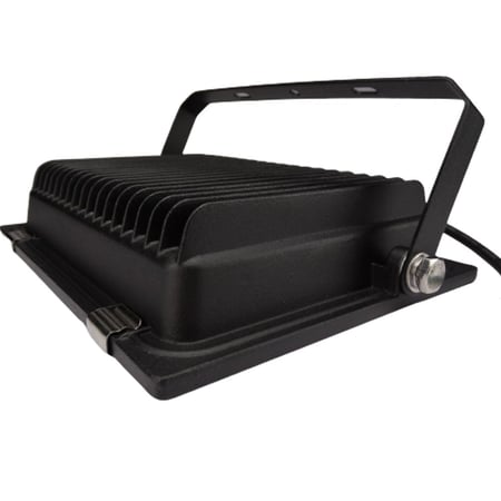 كشاف خارجي 100 واط اسقرين ضمان سنتين