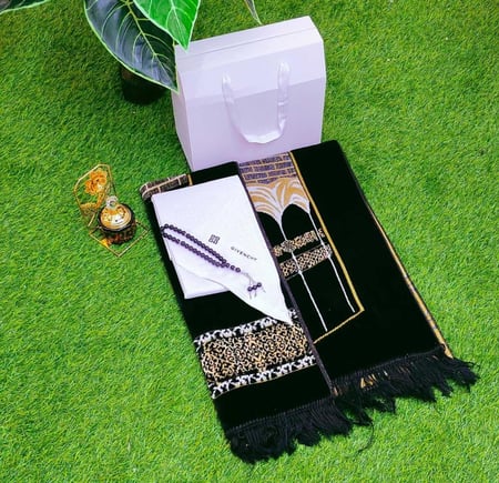 هدايا رمضان رخيصة  تابي و تمارا