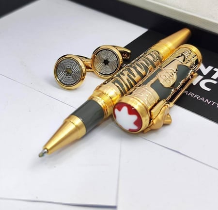 قلم وكبك مونت بلانك