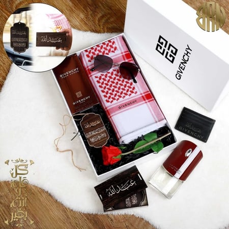 بوكس رجالي انيق ماركه جيفنشي