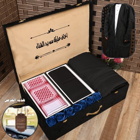 بوكس الشتاء للرجال هدايا رجالية شتوية هدية شتوي فخمه فروات رجالي شماغ