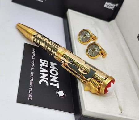 قلم وكبك مونت بلانك