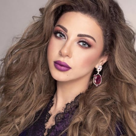 أمارا أوليف جراي-زينة