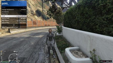 5 ملابس مهكره