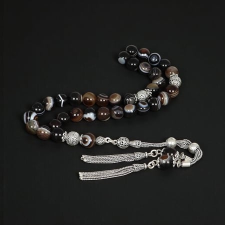 سبحه فخمه من احجار العقيق السليماني الطبيعي