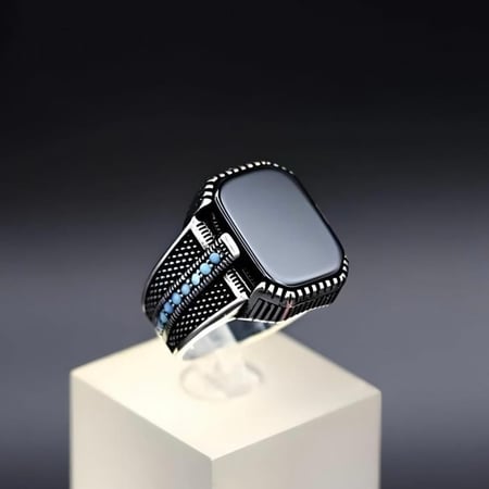 خاتم راقي من الفضة الخالصة عيار 925 بحجر عقيق أسود